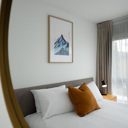 Alpine Junction Townhouse Apartments, Lodge & Hotel 와나카 외부 사진